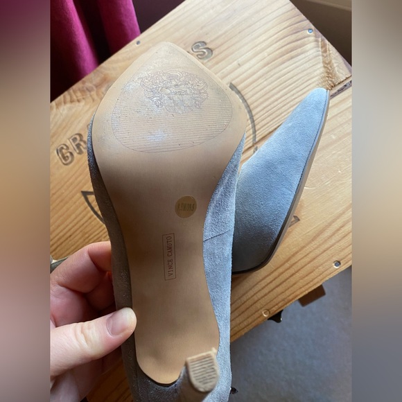 Vince Camuto high heels - Picture 5 of 6